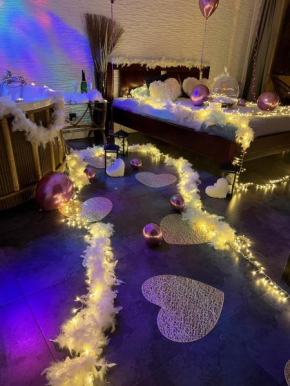 Apartament z JACUZZI dla DWOJGA i widokiem na jezioro in Ełk